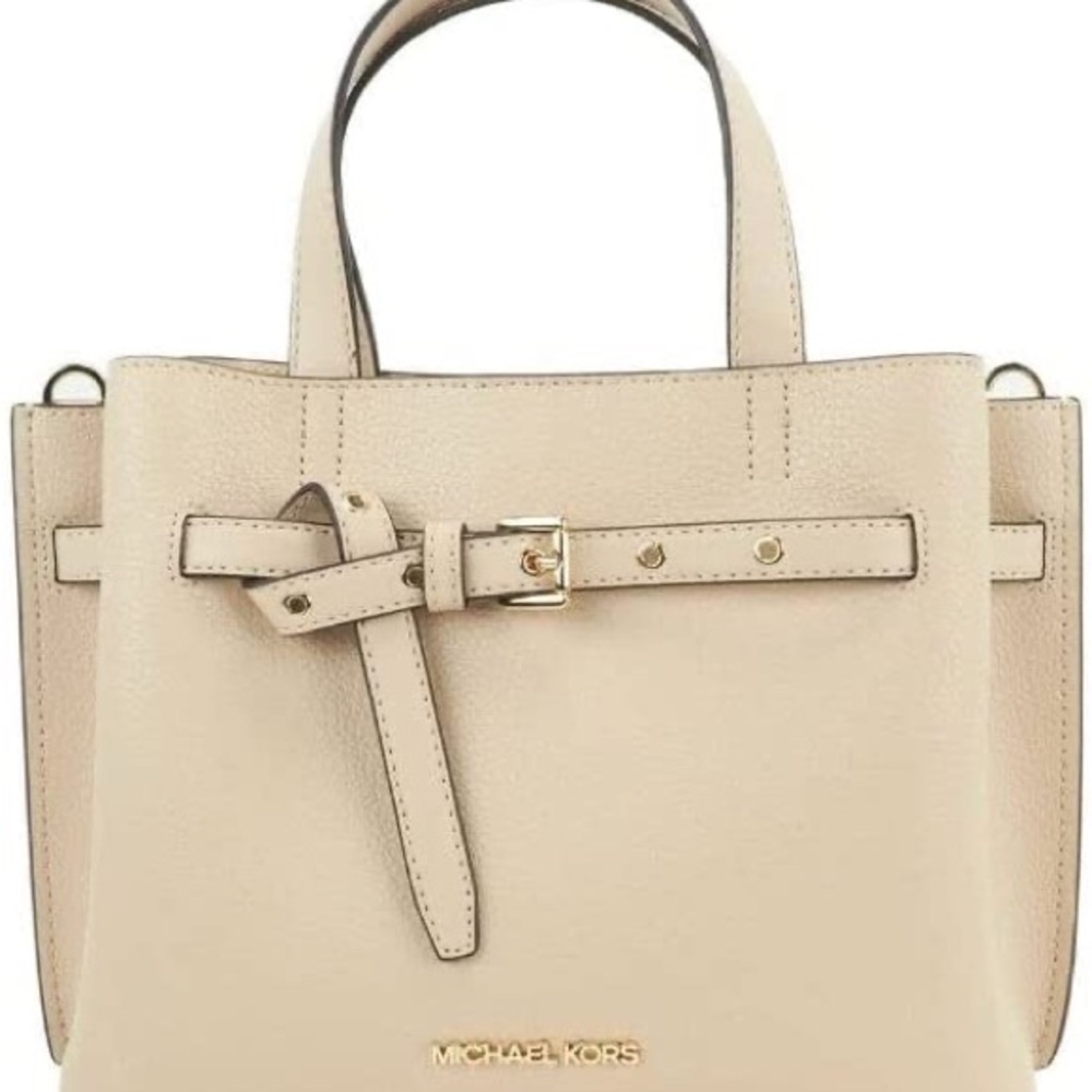 Michael Kors Emilia Small
Satchel Crossbody Bag Buff
Tan Pebbled Leather